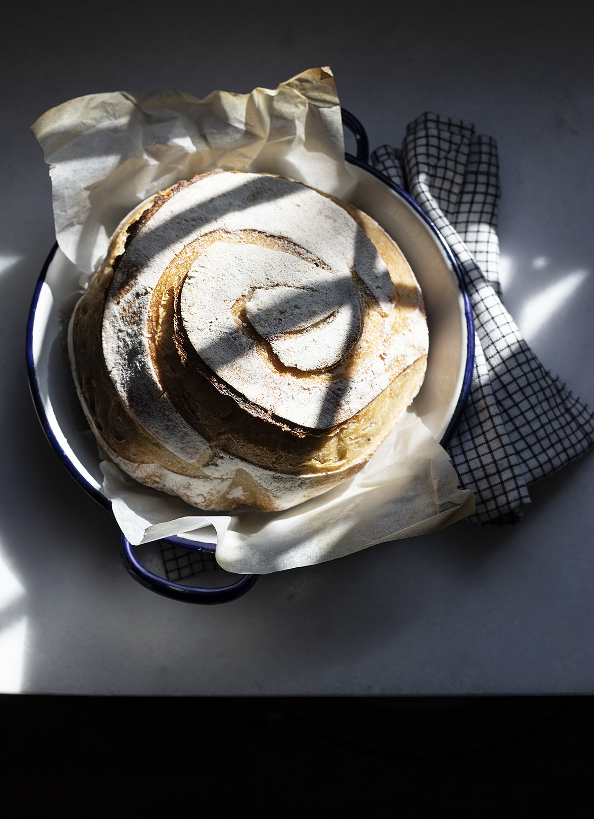 pane in pentola